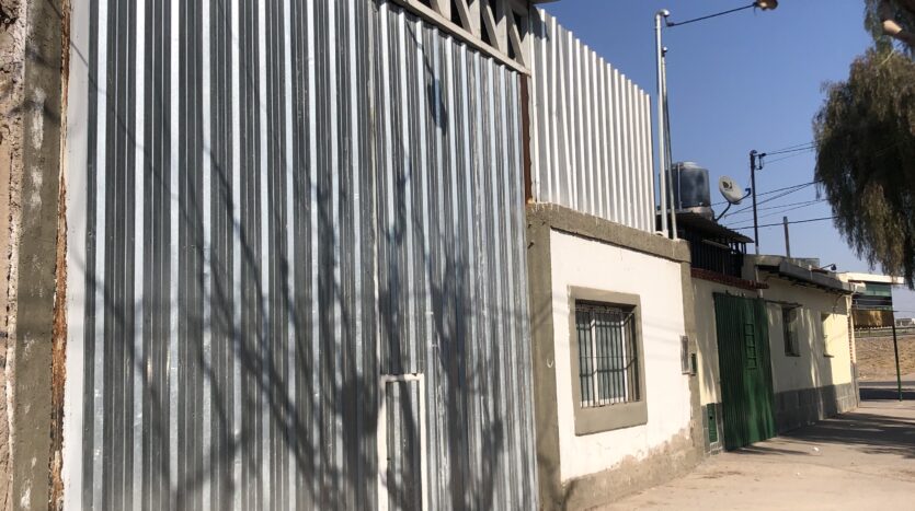 HERMOSO GALPON ADYACENTE ACCESO ESTE