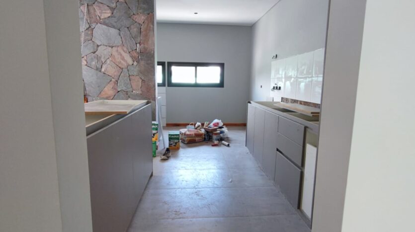 CASA A ESTRENAR EN BARRIO VILLA MICHELO, MAIPÚ