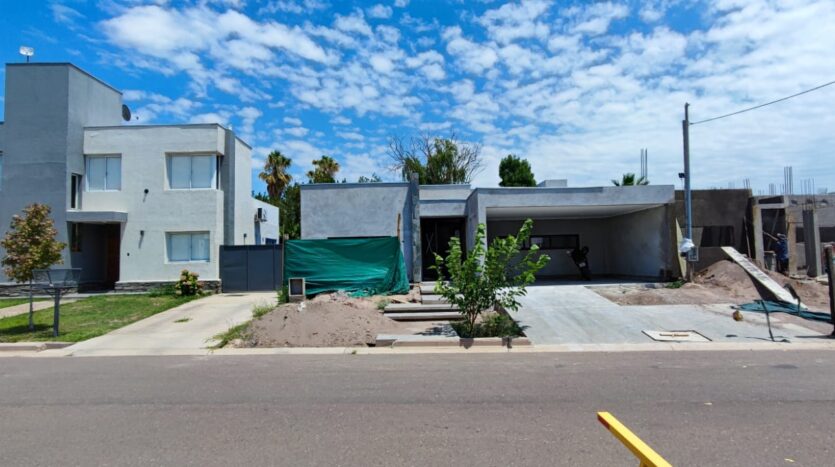 CASA A ESTRENAR EN BARRIO VILLA MICHELO, MAIPÚ