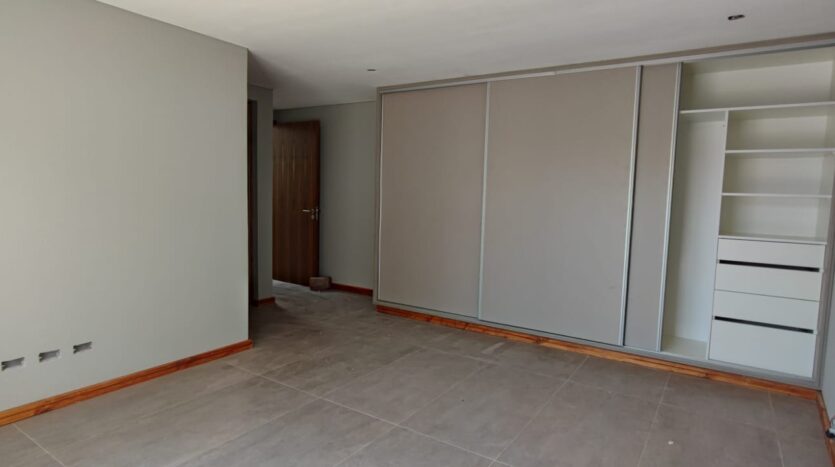 CASA A ESTRENAR EN BARRIO VILLA MICHELO, MAIPÚ