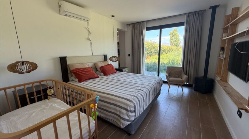 CASA CON VISTA A LA MONTAÑA EN LAS COMPUERTAS, LUJÁN DE CUYO