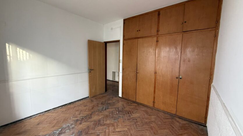 CASA EN ALQUILER SOBRE TIBURCIO BENEGAS, IDEAL OFICINA O CONSULTORIO