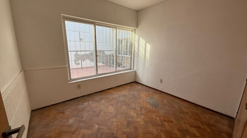 CASA EN ALQUILER SOBRE TIBURCIO BENEGAS, IDEAL OFICINA O CONSULTORIO