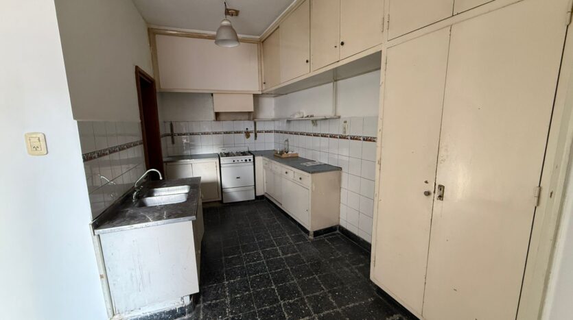 CASA EN ALQUILER SOBRE TIBURCIO BENEGAS, IDEAL OFICINA O CONSULTORIO