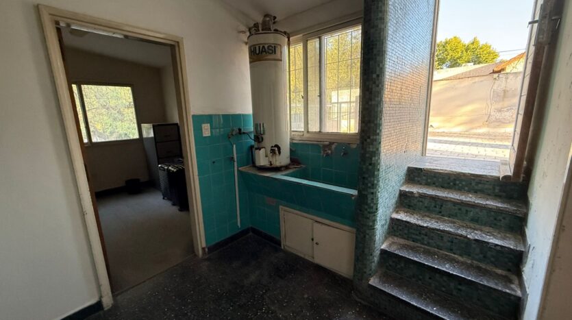 CASA EN ALQUILER SOBRE TIBURCIO BENEGAS, IDEAL OFICINA O CONSULTORIO