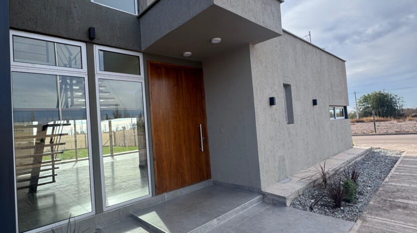 CASA A ESTRENAR EN BARRIO LA VASCONIA, MAIPÚ