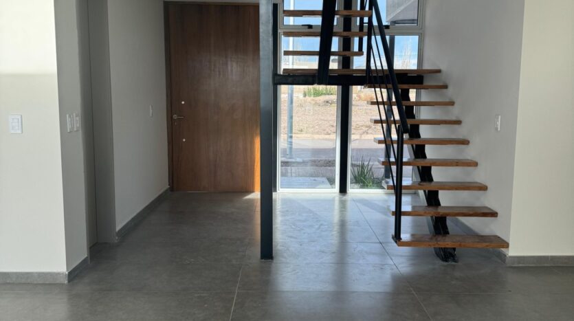 CASA A ESTRENAR EN BARRIO LA VASCONIA, MAIPÚ