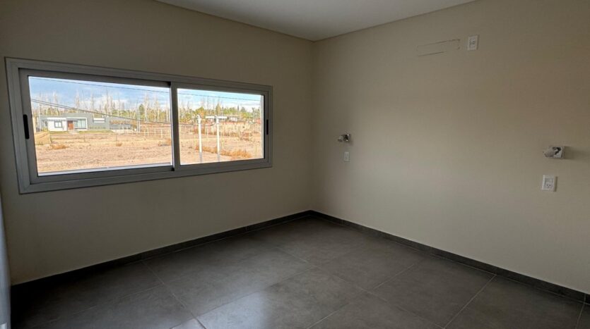CASA A ESTRENAR EN BARRIO LA VASCONIA, MAIPÚ