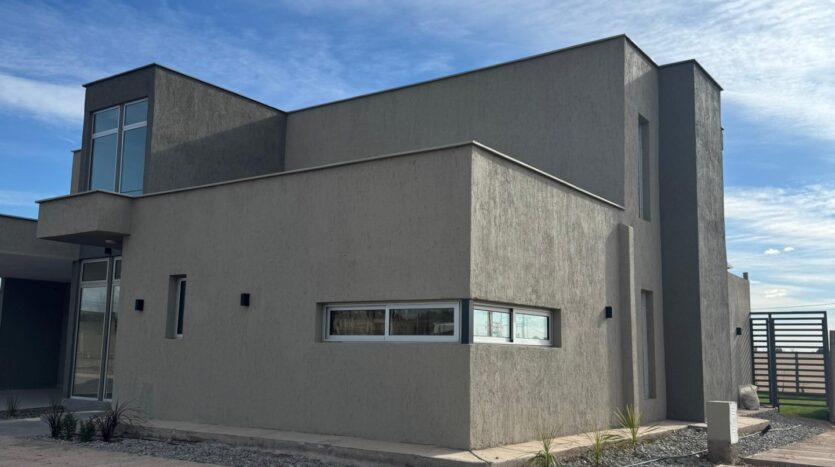CASA A ESTRENAR EN BARRIO LA VASCONIA, MAIPÚ