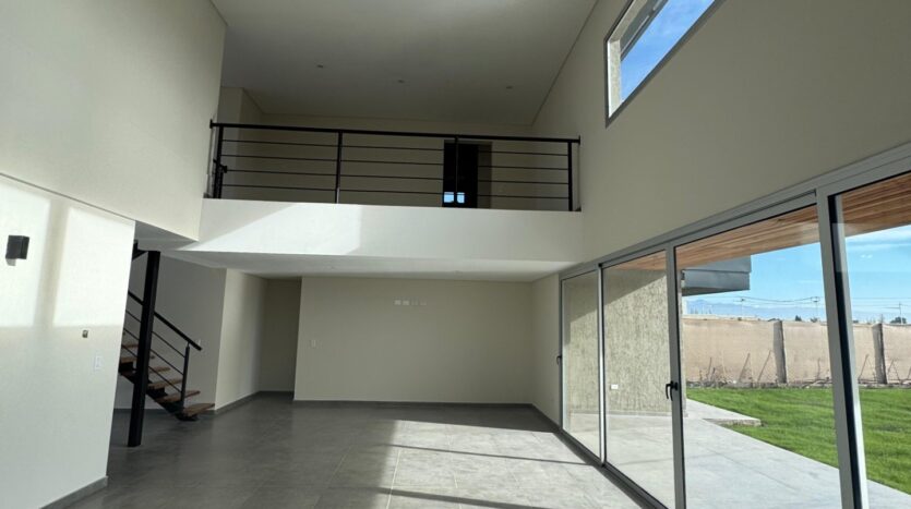 CASA A ESTRENAR EN BARRIO LA VASCONIA, MAIPÚ